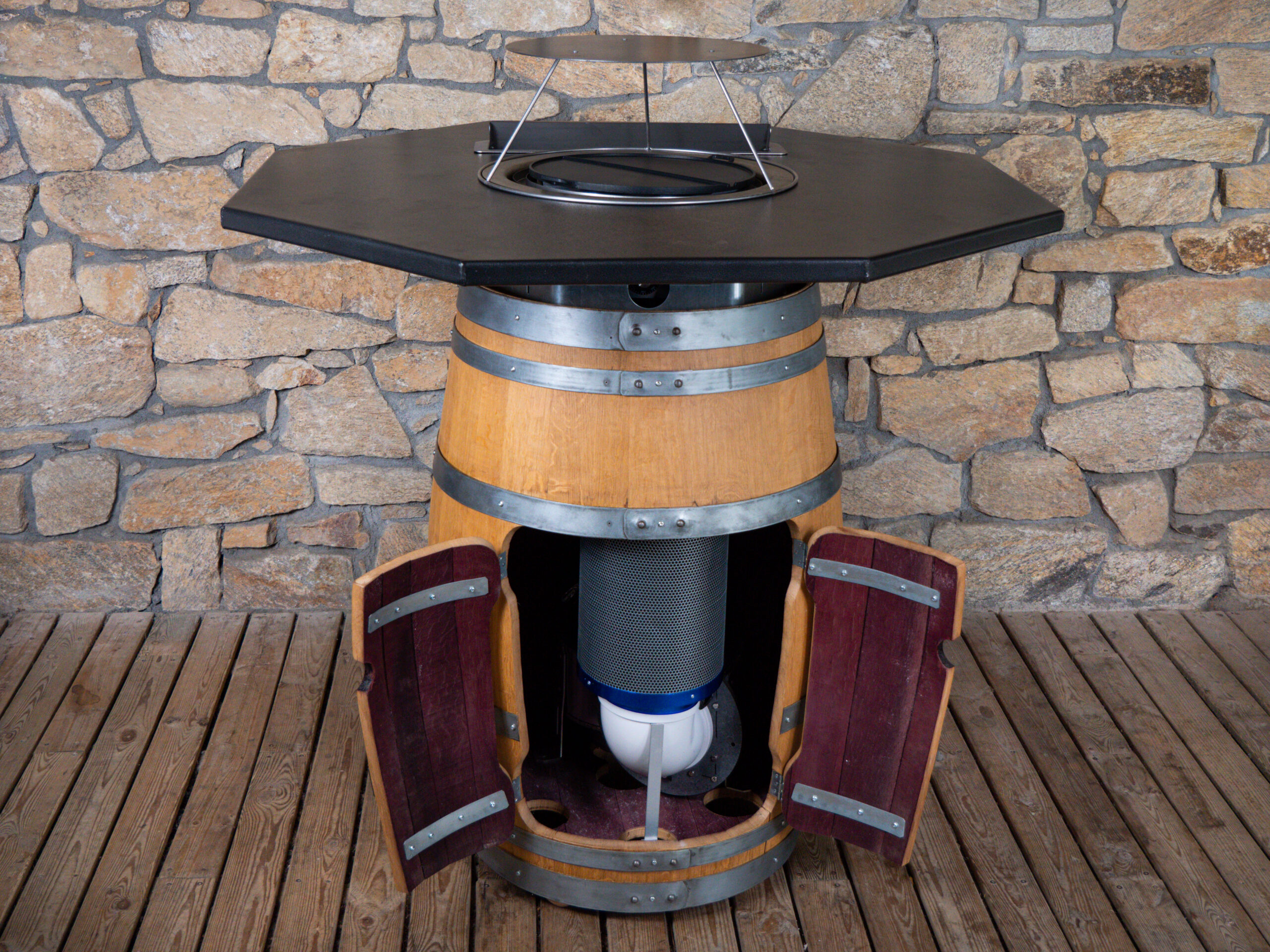 TABL'Grill modele Barrique plateau alu avec systeme d'aspiration des fumees
